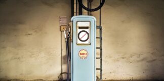 Ile trzeba mieć paliwa w baku przy LPG?