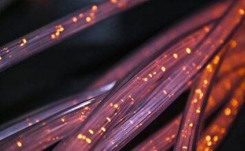 Do czego służy kabel Reverse?